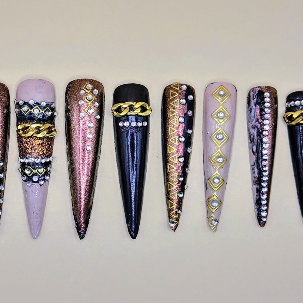 Set of press on nails